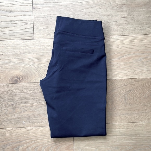 Fig (Canadian) Oth pants - Picture 4 of 4